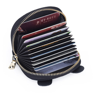 Porte-cartes Ando Bag en cuir de vachette véritable, portefeuille compact accordéon pour femme avec fermeture éclair - Product Image 6