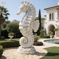 Décoration publique extérieure Grand marbre sculpté Hippocampe Animal Décor Statues Hippocampe géant Sculpture en marbre blanc à vendre sur mesure