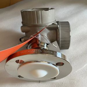 Jauge de niveau radar E+H FMR52 316L à double chambre DC24V pour usage industriel - Product Image 1
