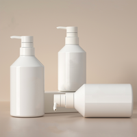 Emballage de soin de la peau personnalisé de 300ml emballage de flacon à pression de pompe en plastique PP PET à paroi épaisse blanc de gel douche shampooing