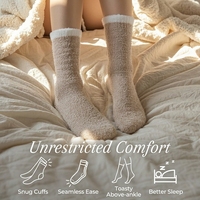 Chaussettes de sommeil populaires en polaire corail pour l'hiver, épaisses, chaudes et antidérapantes, un incontournable pour les sols de la maison