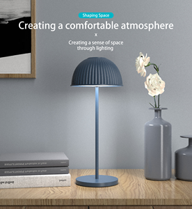 Lampe de table moderne et luxueuse pour le camping, lampe d'extérieur pliable avec LED champignon sans fil et <span class=keywords><strong>rechargeable</strong></span> pour le restaurant - Product Image 4