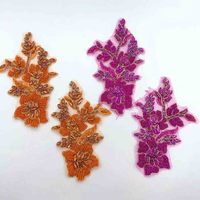 Patchs à coudre appliqués en forme de fleur faits à la main avec strass perlés sur tissu en maille pour robes de soirée
