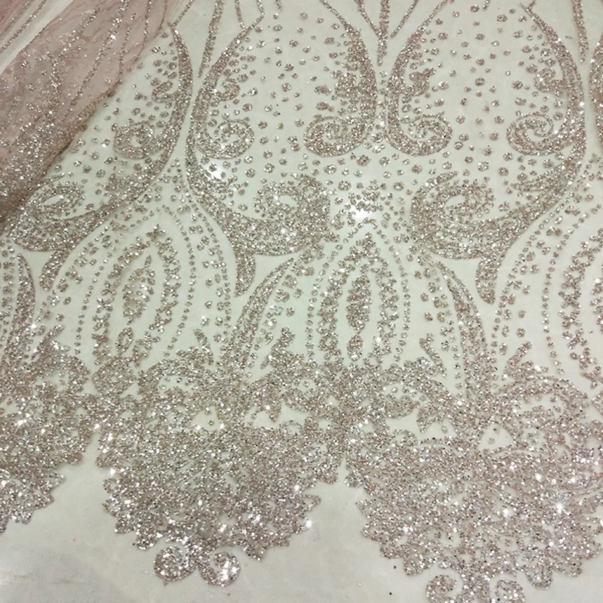 Wholesale Nigerian Tulle Glitter Lace Fabric Online Gold African Sequins Wedding Dresses Material For Stretch Clothing Lace Trim