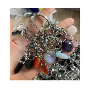 Wholesale Natural Quartz Bulk Tumbled Stones Healing Point Keychain For Gifts