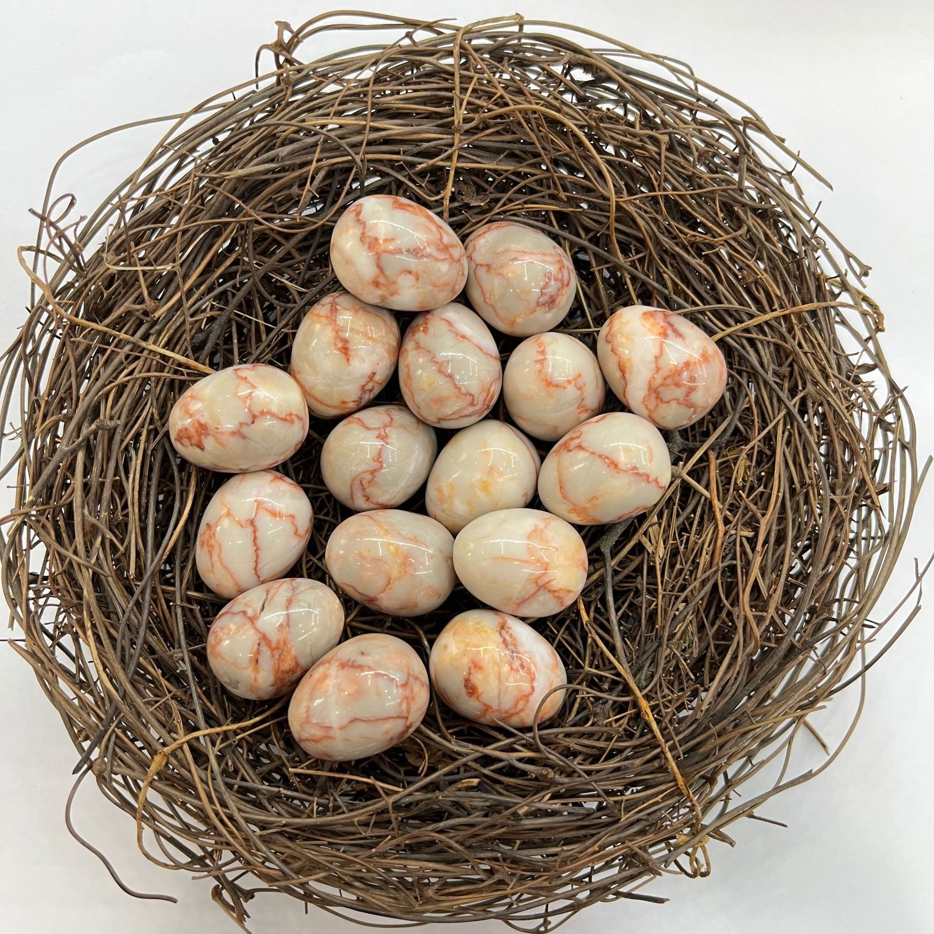Oeufs à grille rouge