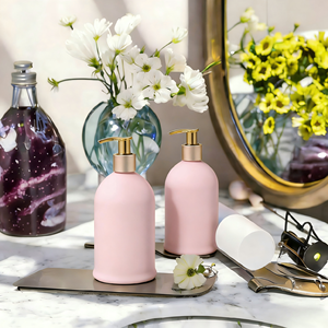 Luxe op maat gemaakte logo 500ml PET zwarte plastic shampoo verpakkingen met platte pomp voor shampoo, essentiële olie, gezichtscrème en vlekkenverwijderaar - Product Image 3