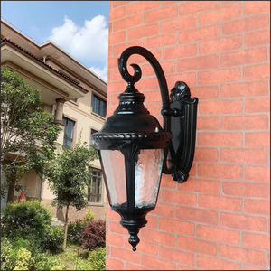 Lanterne en verre clair antirouille imperméable de mur extérieur rétro européen traditionnel E27 applique décorative de LED pour l'aluminium de patio - Product Image 5