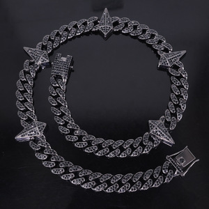 Collana da Uomo alla Moda con Catena a Maglie da 12mm, <span class=keywords><strong>Pantera</strong></span> <span class=keywords><strong>Nera</strong></span> Intarsiata, Placcata Oro, in Lega <span class=keywords><strong>di</strong></span> Zinco con Strass, Stile Hip-Hop <span class=keywords><strong>di</strong></span> Alta Gamma per Feste - Product Image 4
