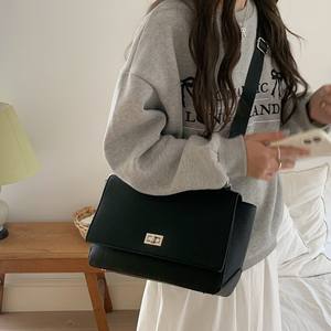 Women's Tote Bag Black Solid Color <b>Lock</b> Flap Shoulder Bag Casual Crossbody Everyday Use - Product Image 3