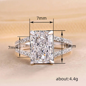 Anello di fidanzamento quadrato a doppio strato per donna, elegante gioiello da dito alla moda - Product Image 4
