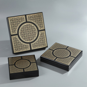 Scatola Regalo di Lusso Ecologica Nera/<span class=keywords><strong>Bianca</strong></span> con Rilievo Dorato Eid Mubarak - Scatola per Cioccolatini in <span class=keywords><strong>Legno</strong></span> Stile Mediorientale con Logo Personalizzabile - Product Image 5