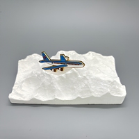 Épinglette en émail d'avion, logo personnalisé, broche en métal pour souvenir de voyage et cadeaux d'aviation
