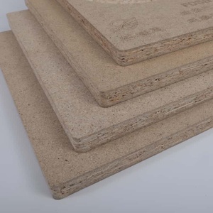 Tableros de Fibra de Madera con Superficie Acabada, Material de Pino, Pegamento E2, 18 mm, OSB para la Fabricación de Puertas de Cocina y Dormitorio - Product Image 1