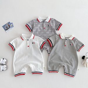 2025 été nouveau-né bébé rayé combinaison décontracté coton Design avec bouton pression fermeture lettre imprimer bébé barboteuses - Product Image 1