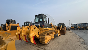 Bulldozer Shantui SD22 d'occasion, bien entretenu, faible nombre d'heures, chenilles robustes, idéal pour la construction routière et les travaux en carrière - Product Image 3