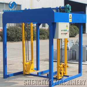 Máquina para hacer ladrillos <span class=keywords><strong>de</strong></span> hormigón ecológico <span class=keywords><strong>de</strong></span> QT4-24, moldes <span class=keywords><strong>de</strong></span> bloques <span class=keywords><strong>de</strong></span> cemento a la <span class=keywords><strong>venta</strong></span> en Filipinas - Product Image 5