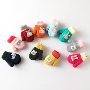 Luvas infantis para outono e inverno: velo de camada dupla e luvas de bebê engroçadas, quentes e fofas dos desenhos animados com juntas de dedos - Product Image 1