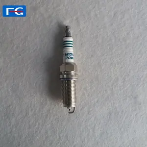 Bujía de iridio de alta calidad <span class=keywords><strong>IXUH22</strong></span> 5353, bujía de iridio/platino para motor de accesorios de coche de Japón - Product Image 1