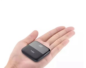 Mini Power Bank Portable 10000 mAh avec Écran Numérique et Miroir Intégré, Chargeur Porte-clés pour Téléphones Mobiles - Product Image 1