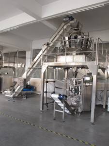 Machine d'emballage de glace verticale <span class=keywords><strong>Film</strong></span> rouleau de convoyeur de glace hôte vertical Machine de sac de joint arrière à quatre côtés - Product Image 4