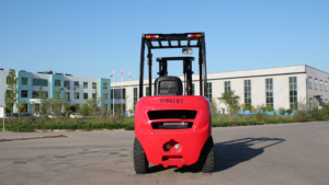 מלגזות דיזל איכותיות במחיר טוב מבית MightyCargo, דגם CPCD35, תורן דו-שלבי, צמיגים מלאים, 2 טון, 3 טון, 4 טון, 5 טון - Product Image 3