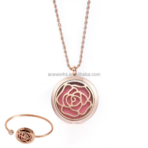 Wholesale Rose Gold Flower Design Aromatherapy Diffuser Jewelry Stainless Steel Aroma Essential Oil Diffuser <b>Bangle</b> - Product Image 5