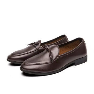 Chaussures Oxford formelles faites à la main pour l'automne et l'hiver, respirantes, imperméables, à boucle, pour les affaires, les mariages, chaussures pour hommes augmentant la taille - Product Image 1