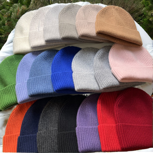 Gorros de punto de lana 100% de lujo al por mayor con puño, logotipo personalizado, cálidos para invierno, color sólido, acanalados, para playa y negocios - Product Image 2
