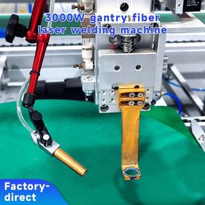Solución de Soldadura Láser para Paquetes de Celdas de Batería de 1.5kW 2kW 3KW, Máquina de Unión Láser para Baterías de Litio para Soldadura de Barras Colectoras - Product Image 5