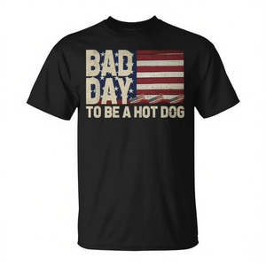 Camiseta con diseño patriótico del 4 de julio, Bad Day To Be A Hot Dog, con bandera de Estados Unidos - Product Image 2