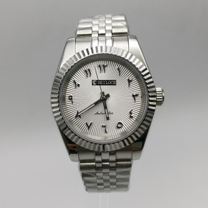 Montres mécaniques SEILOCE, nouvelle version améliorée, mouvement japonais NH35, verre saphir, chiffres arabes, sans calendrier, unisexe. - Product Image 1