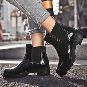 YL8558 haute qualité noir léger en gros imperméable à l'eau mode dames femmes PVC cheville chaussures de pluie bottes - Product Image 3