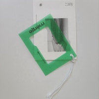 Étiquette volante en PVC pour balançoire Étiquette volante transparente recyclée personnalisée Prix Étiquette suspendue en plastique givré en PVC Étiquette volante pivotante pour vêtements avec trou