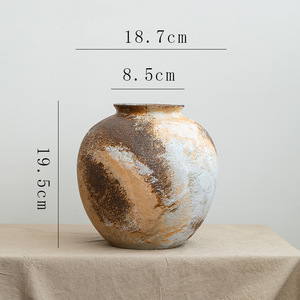 Vase en céramique de style vintage Wabi Sabi avec glaçure texturée rugueuse pour la présentation de fleurs séchées dans le salon, décoration d'hôtel boutique - Product Image 6