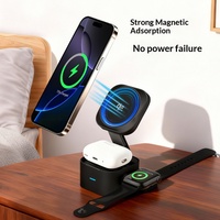 Nouveau chargeur sans fil magnétique 30W trois-en-un pliable avec câble rétractable, charge rapide, port USB-C