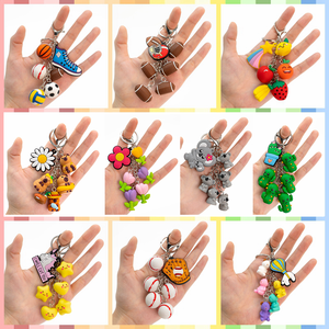 Chaveiros de PVC Multi-Charm para Alimentos e Plantas, Estilo Fofo com Frutas, Cactos e Sorvetes, Flexíveis para Chaves, Bolsas e Anéis - Product Image 5