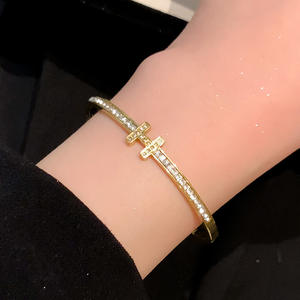 Bracciale con Lettera H in Diamanti di Alta Qualità, Braccialetti in Acciaio Inossidabile con Zirconi per Ragazze, Gioielli Eleganti - Product Image 4