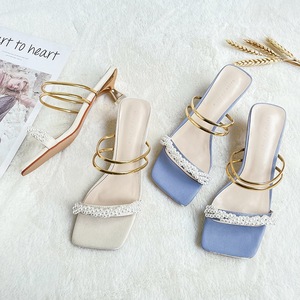 China Vendor Ladies Footwear Pearl <b>Sandals</b> Low Shoes Stiletto Women Heels 2025 - Product Image 4