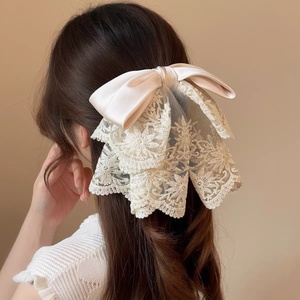Pince à cheveux artisanale en cristal style français avec nœud, élégante pour chignon, <span class=keywords><strong>queue</strong></span> <span class=keywords><strong>de</strong></span> <span class=keywords><strong>cheval</strong></span> ou demi-chignon, idéale pour les fêtes des filles et des femmes - Product Image 2