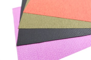 Tessuto in Poliestere di Alta Qualità 300 Denier a <span class=keywords><strong>Nido</strong></span> <span class=keywords><strong>d</strong></span>'<span class=keywords><strong>Ape</strong></span> per Borse e Valigie - Product Image 3