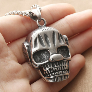 yunnique Skull Pendant Stainless Steel Men's Necklace Retro Geometric Design 190139 - Product Image 3