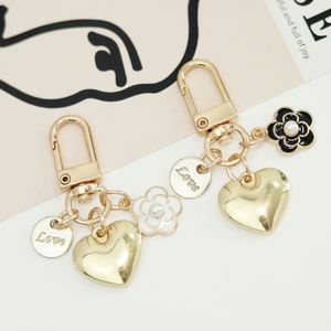Llaveros Colgantes de Aleación con Forma de Corazón, Bonitos y de Alta Calidad, al por Mayor, con MOQ Bajo, en Stock, para Accesorios de Fundas de Auriculares y Colgantes de Bolsos - Product Image 2