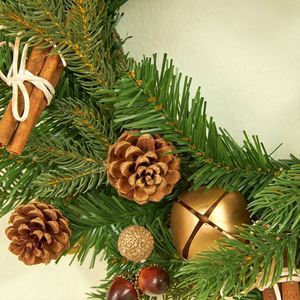 Couronnes de Noël de 40 cm et anneaux de vigne réalistes pour décoration de Noël, vendus directement par l'usine - Product Image 4