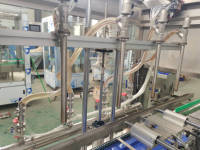Machines de remplissage automatiques pour pâtes lubrifiantes, liquides de nettoyage pour bidons et fûts, et liquides pour bouteilles d'huile 5000ml