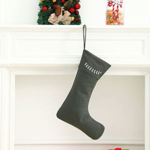 Chaussettes de Noël personnalisées à broderie feuille, neutres, couleur unie, pour décoration de fêtes - Product Image 2