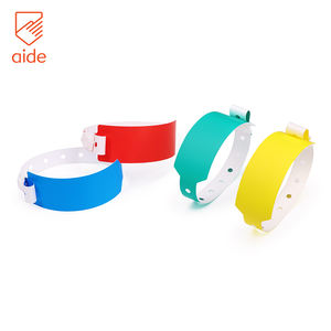 Oem מותאם אישית רך מתכווננת אישית רך אירוע מסיבת ויניל פרק כף היד אישית צמיד מותאם אישית לאירוע pvc wristbands - Product Image 1