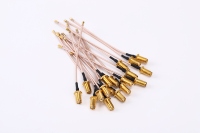 Personnalisé de haute qualité LANYI Marque 1.13/Rg174/Rg178/Rg316/Rg58/LMR200/LMR300/LMR400 Connecteurs SMA/TNC/BNC/UFL Câble à faible perte