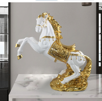 Sculpture de cheval d'intérieur de bureau du zodiaque chinois, décoration artisanale, sculpture d'animal personnalisée, statues de cheval en résine, 2023