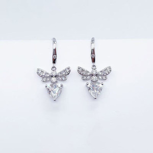 Pendientes de Moda con Forma de Corazón de <span class=keywords><strong>Mariposa</strong></span> y Diamantes Cultivados en Laboratorio, Platino Pt950, Pendientes Finos para Mujer, Pendientes con Diamantes de Laboratorio - Product Image 1